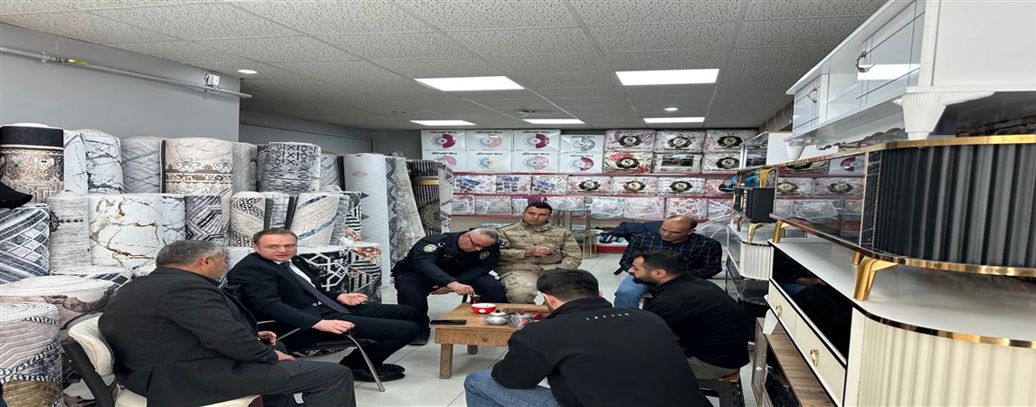 *Bulanık Protokolü Esnafın Sofrasına Konuk Oldu: Gönül Köprüleri Kuruluyor*