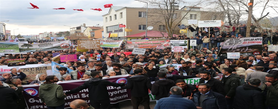 *Varto’da JES Projesine Karşı Dev Protesto: 16 Köyün Geleceği İçin Yürüdüler!*