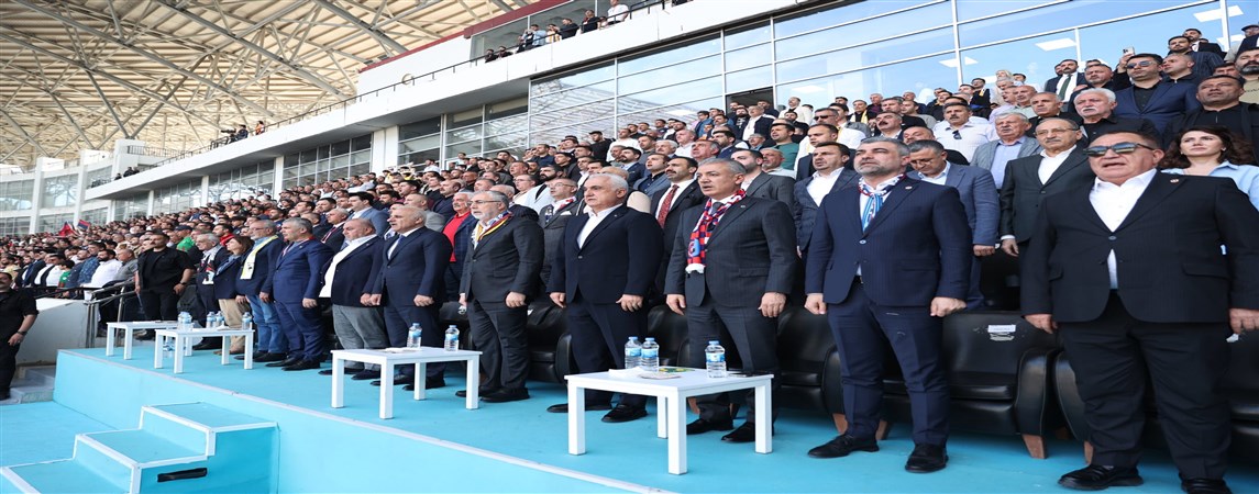 *MUŞ’UN KALBİ DİYARBAKIR’DA ATTI: SKOR DEĞİL, KARDEŞLİK KAZANDI!*