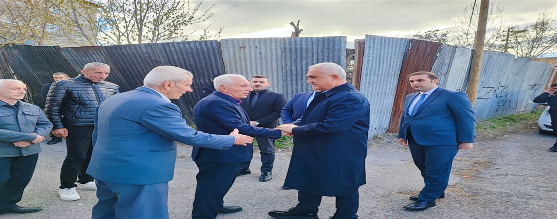 Gönüllerin Valisi Avni Çakır